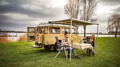 Charlie – Unique 2P Toyota BJ 45 Adventure Campervan from 1985