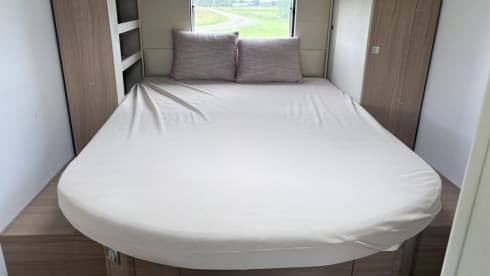 Camper Piano  Paul  🎹 – Nice Adria camper 2p