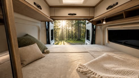 Van Voyage – Gloednieuwe Possl 2Win R met hefdak(2026) compacte luxe met grote badkamer