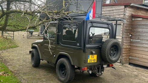 𝗘𝗹 𝗠𝗮𝘁𝗲𝗿𝗱𝗼𝗿 – El Materdor - Daihatsu F20 with roof tent - Jeep from 1980 🏔️🏕️🌌