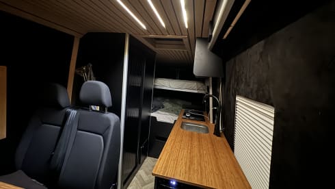 Hunter – 5 berth Volkswagen Crafter