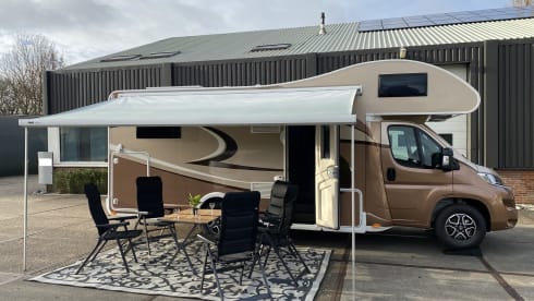 Sweetlake – 4p Rimor alcove uit 2023