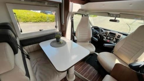 4p McLouis semi-integrated uit 2016