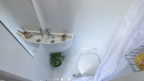 Vehicle 1 – Brand New 2026 Autotrail Expedition 68XL Campervan