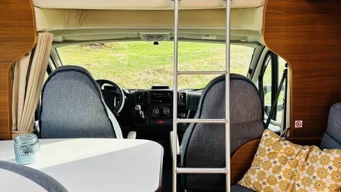 Ariël – Haus auf Rädern! Fiat Alcove mit 4 Sitzen aus dem Jahr 2013