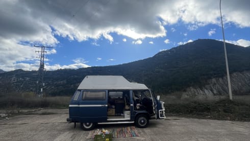 Quatro B – Volkswagen T3 baby blue
