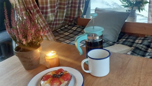 Nushka  – super cosy  - automatic campervan. price  includes insurance !