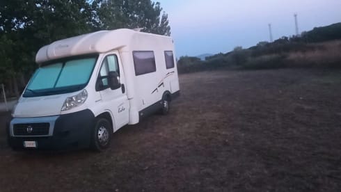 Angelo – The splendid Maremma in a delicious and comfortable Adria Lido semi-integrated camper