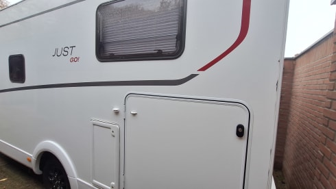 3p Ford semi-integrated from 2023