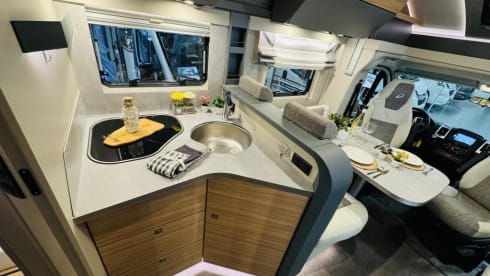 4p luxury Dethleffs with air conditioning and towbar from 2019