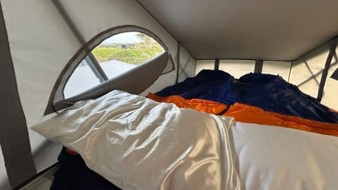 Orca – VW California: Ocean - 4 berth. Automatic