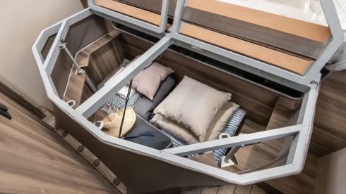 Compleet uitgeruste luxe camper A/T Ford Roller Team met Starlink 📡