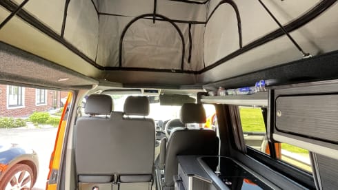 Nemo – 4 berth dog friendly campervan with Pop top