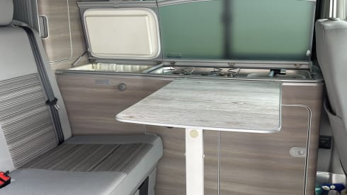 Black Berry – 4p VW T5 California