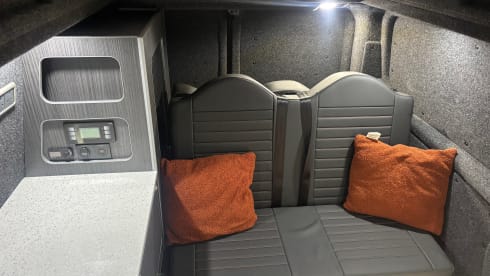 Tango  – Tango - Nouveau camping-car aménagé 4 couchages, assurance tous risques incluse