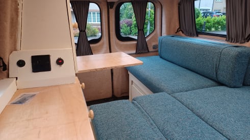 Freddy the Campervan – Freddy the Campervan – Cosy Quirky Van for Two Near Glasgow