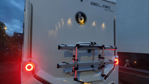 Travel carefree with the luxurious Benimar T488 (2024) 