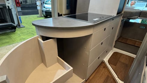 Freedom Suite – 2p Pössl bus uit 2026