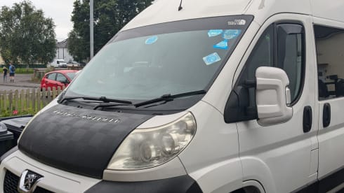 Bruce – Bruce 4birth vom Stromnetz getrennt 