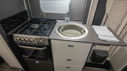 Swift Voyager 494 Auto a 4 posti letto