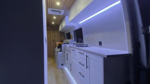 Harlow – A new Luxury Off-grid Camper, Homely and modern