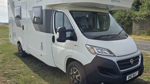 Lottie – 7 berth Sun Living a70dk AUTOMATIC 2021 7 belts