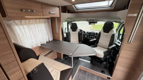 4p Weinsberg semi-integrated from 2026