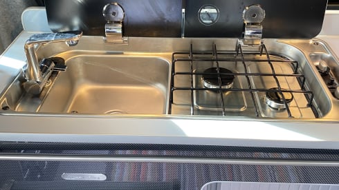 Bobbi-blue – Bobbi-blue VW T6 4 berth 5 seater