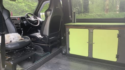 Moonraker – Custom VW T4 Glamping, thetford toilet 