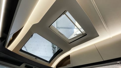 Skye – Auto-Trail 620S (2025) Camping-car automatique 2 couchages - Entièrement assuré