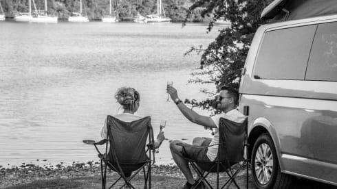 Silver VW Camper – Luxury VW Camper Lake Windermere