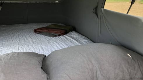 Bubba – 4 berth Volkswagen campervan from 2011