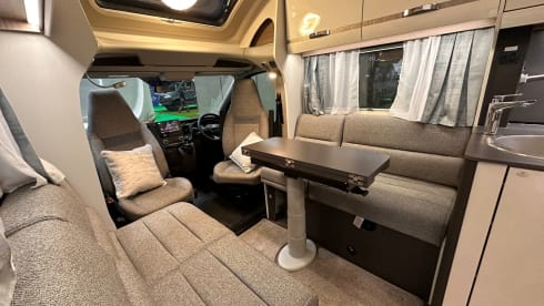 Paul – Swift Voyager 564M - Are you ready for an adventure of a lifetime?
