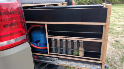 Castaway – Volkswagen Castaway Costa Petrol