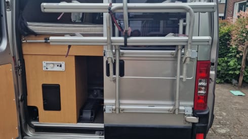 Tweede Hans – 2p Fiat bus from 2003