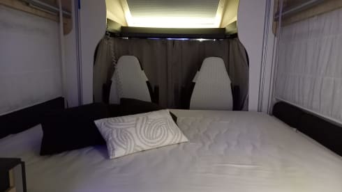 NEU - Luxus Wohnmobil 2P bis 4P