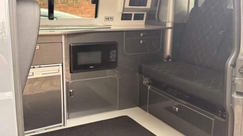 Bessie  – 4 berth Volkswagen campervan from 2022