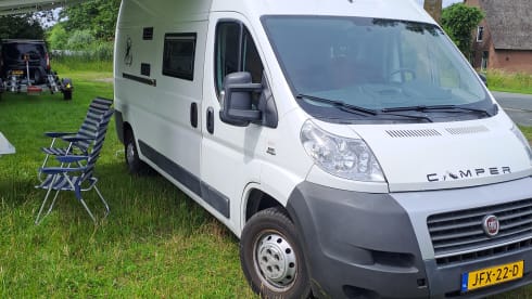 2p Fiat bus uit 2007