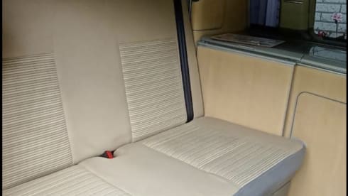 Plan B – 4p Volkswagen California