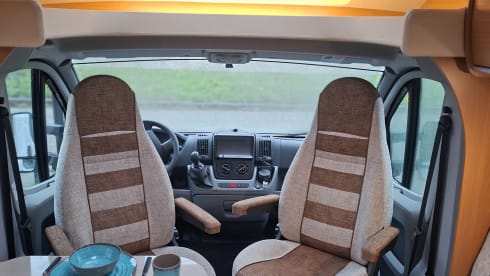 De Vrijbuiter – 2p Bürstner halbintegriert ab 2011