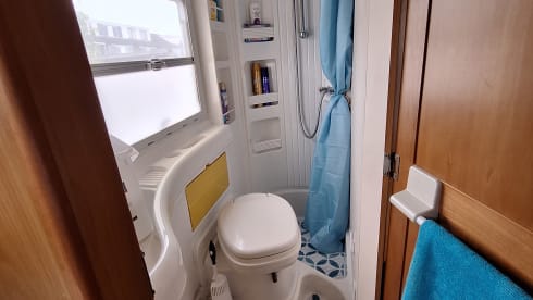 Crystall – Beautiful, neat 2-person camper