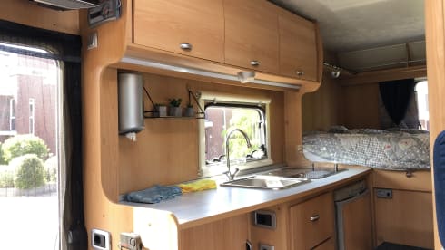 De Baron – Five berth Elnagh alcove Fiat Ducato