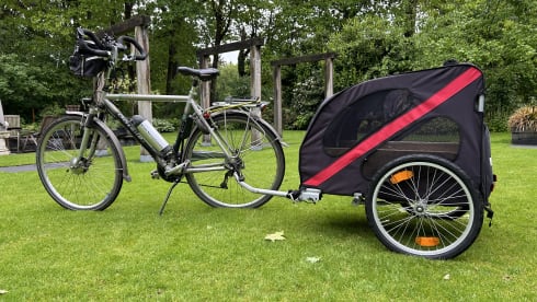De Master – Stoere 3p Pössl bus