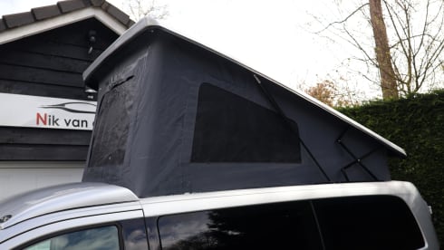 4p Mercedes-Benz campervan uit 2018