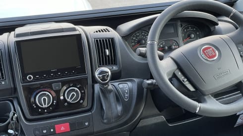 Louis V Line Sport – Nuovo Auto-Trail V Line 636 Sport