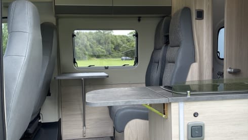 The Wanderer – 4 berth, Luxury Off-Grid Adventure Awaits!