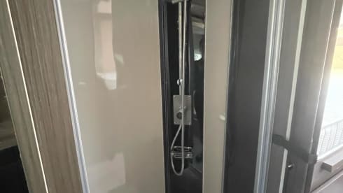 Huureenmobilhome – McLouis Carat 470G