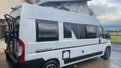 Exped – 4 berth 2023 Autotrail Expedition 67 with Pop Top