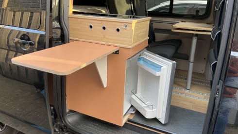 Wally –  – Volkswagen T6 lovely new camper!