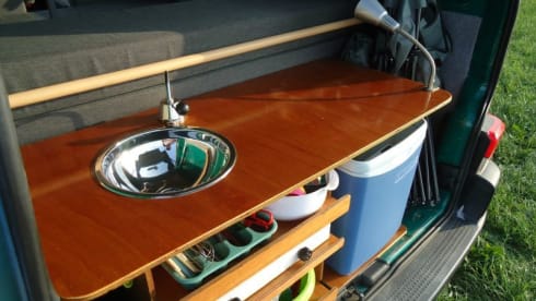 Amsterdam – Amsterdam - Cozy and robust VW T4 campervan